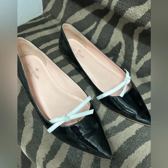 Black flats - Picture 1 of 8